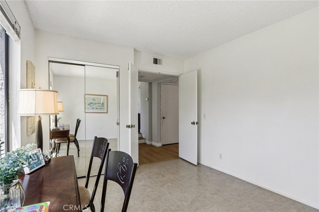 Oak Park (867) - Residential