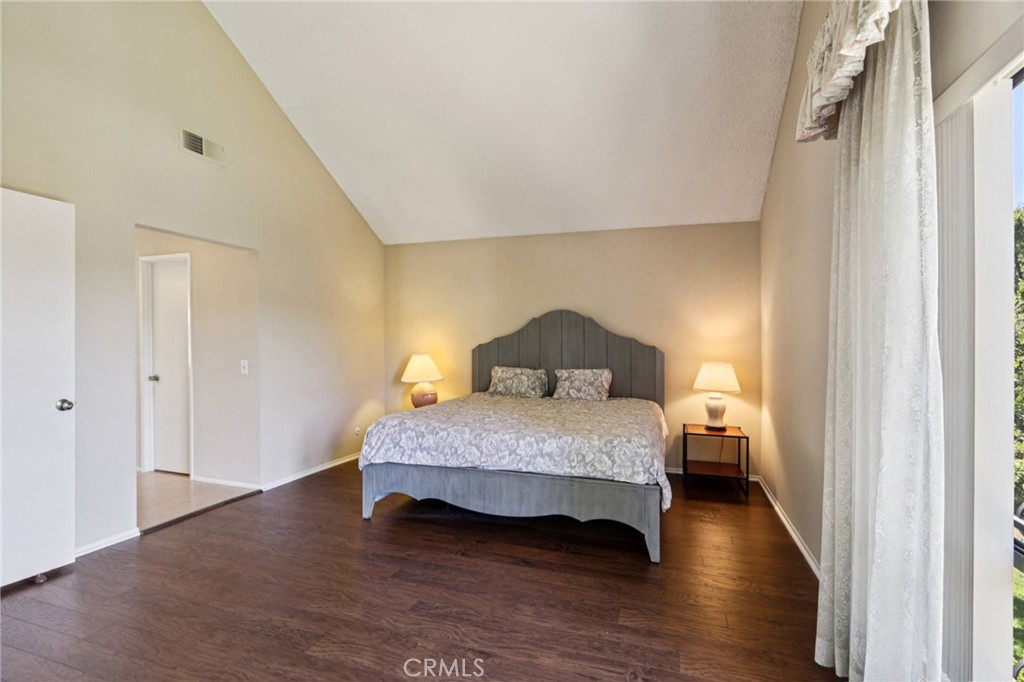 Oak Park (867) - Residential
