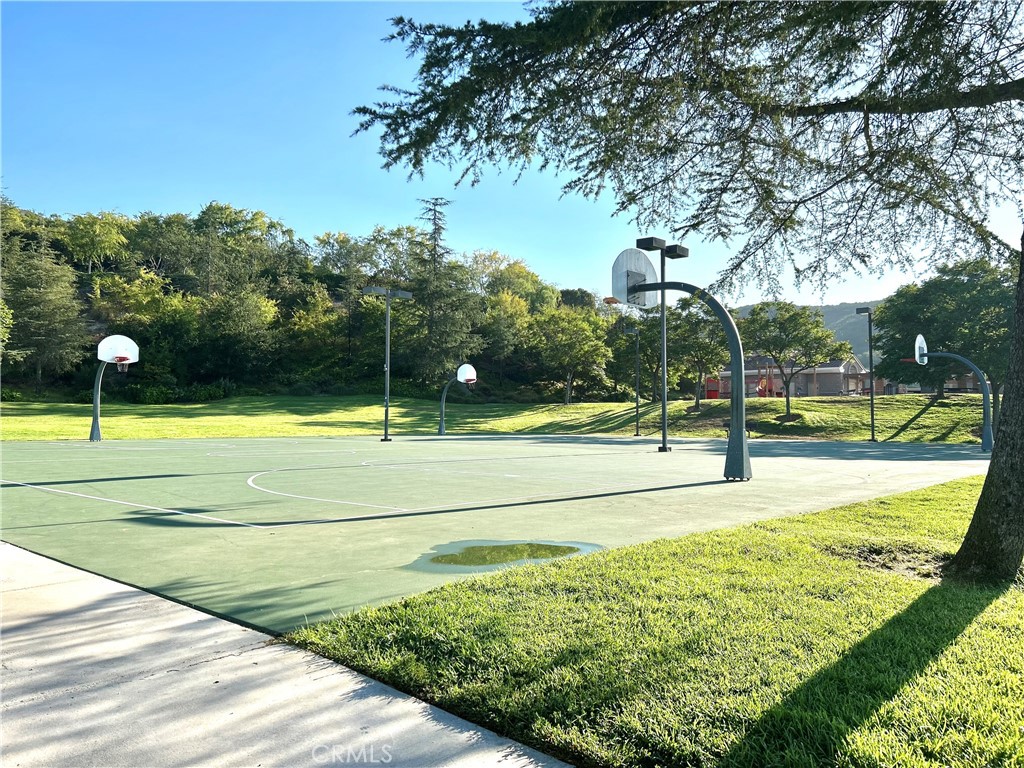Oak Park (867) - Residential