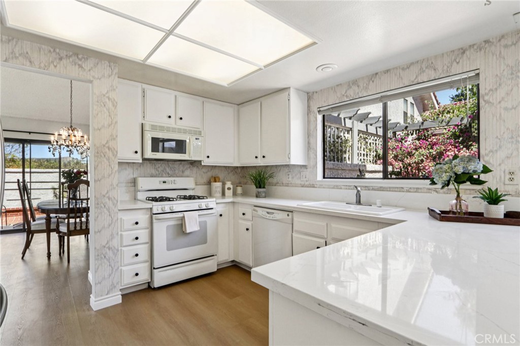 Oak Park (867) - Residential