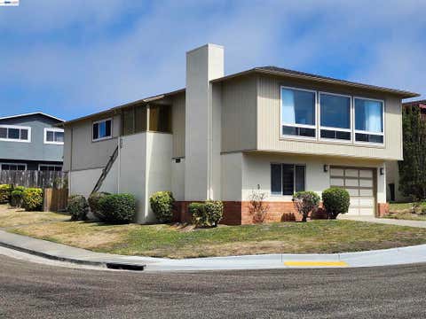 Photo of 110 Sunshine Dr DR, Pacifica, CA 94044 (MLS # 41143275)