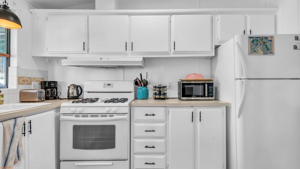 Not Applicable-1 - Manufactured In Park