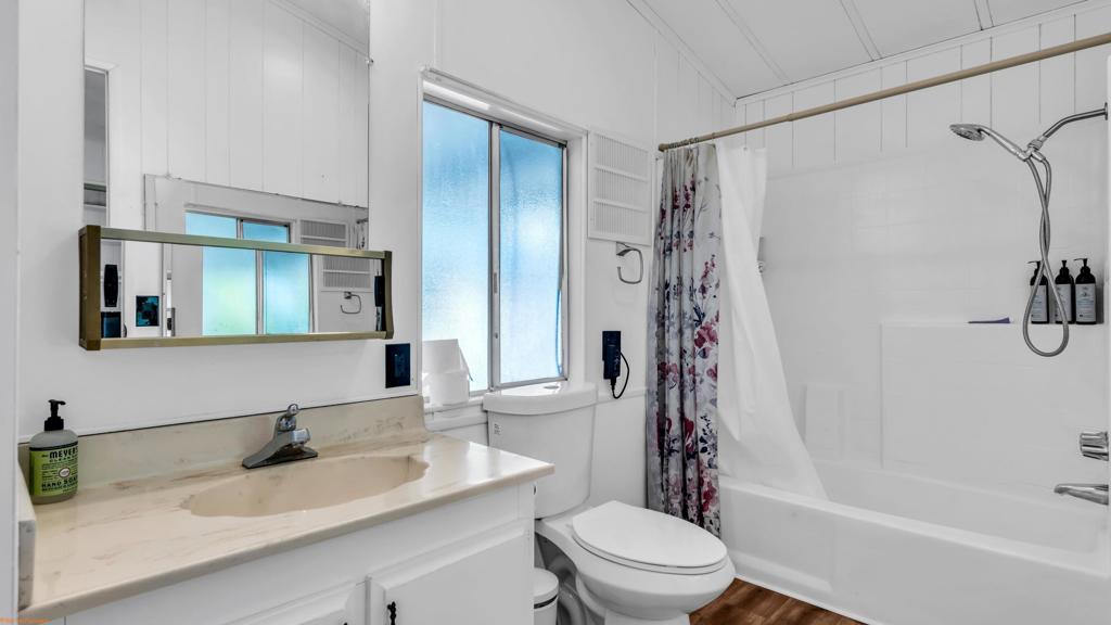 Not Applicable-1 - Manufactured In Park