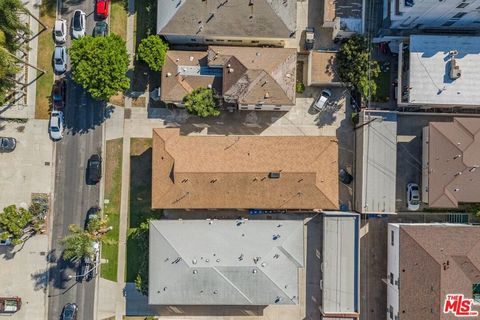 Tiny photo for 1043 S Holt Avenue, Los Angeles, CA 90035 (MLS # 25607081)