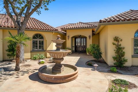 Photo of 1150 Grassy Hollow Way, Paso Robles, CA 93446 (MLS # NS25195926) Photo of 1150 Grassy Hollow Way, Paso Robles, CA 93446 (MLS # NS25195926)