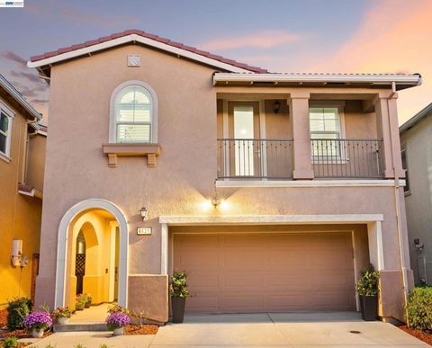 Photo of 4431 Duccio Pl Pl, Dublin, CA 94568 (MLS # 41128804)