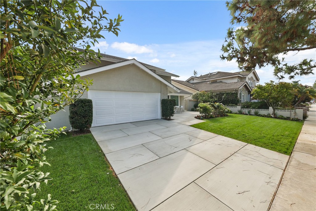 7862 Squaw Valley Way