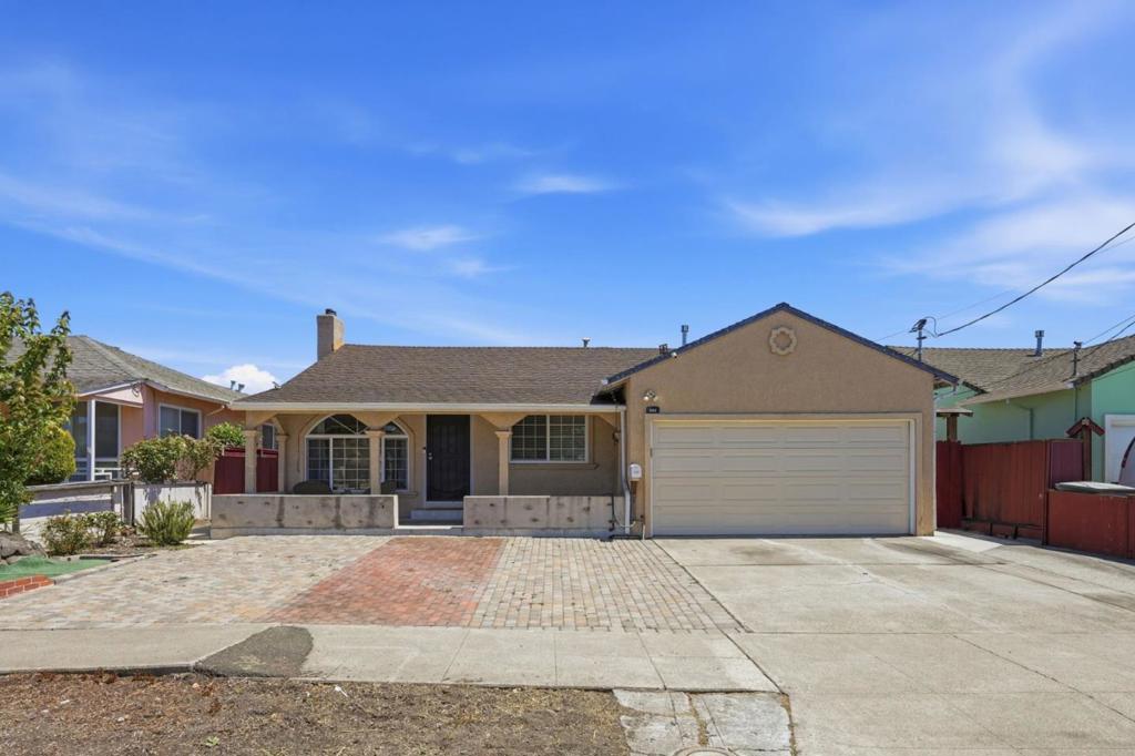 762 Portola Drive