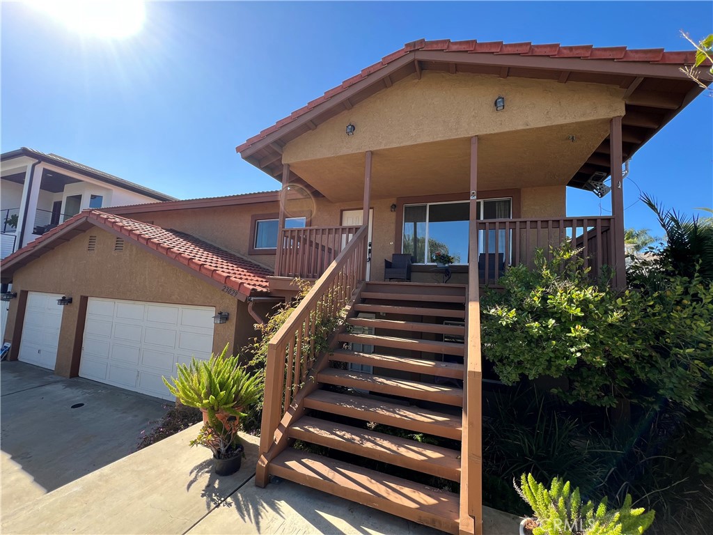 23029 Gray Fox Drive