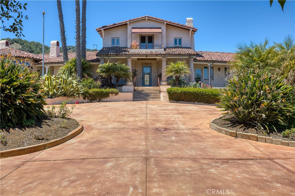 1220 Bassi Drive