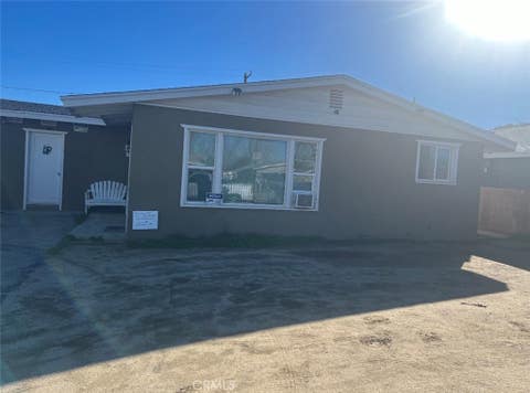 Photo of 1028 E Avenue P5, Palmdale, CA 93550 (MLS # DW26167524)