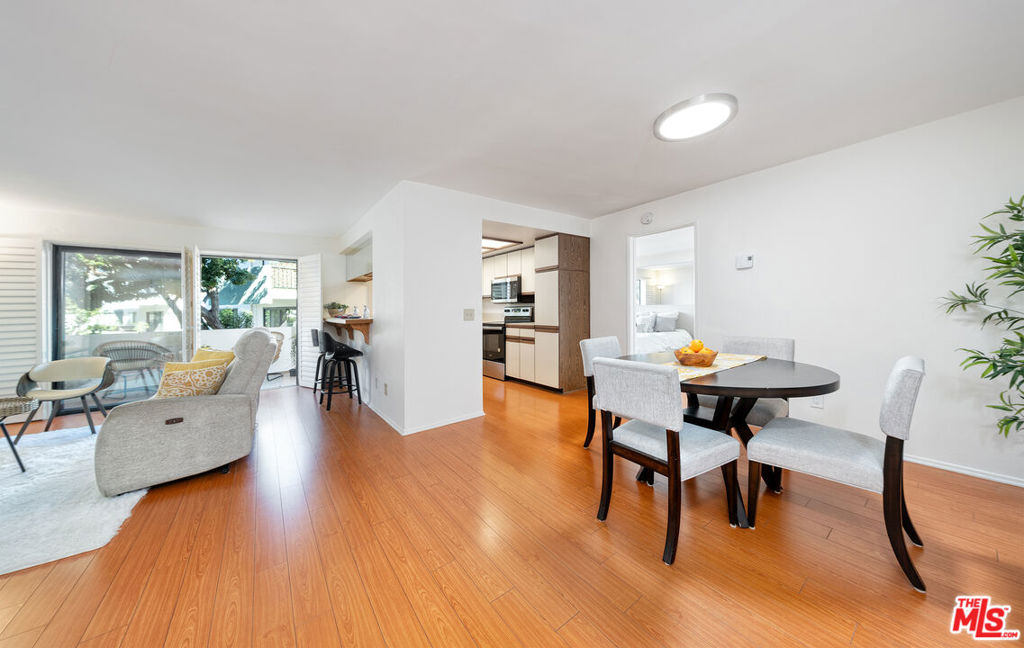 5000 S Centinela Avenue 214