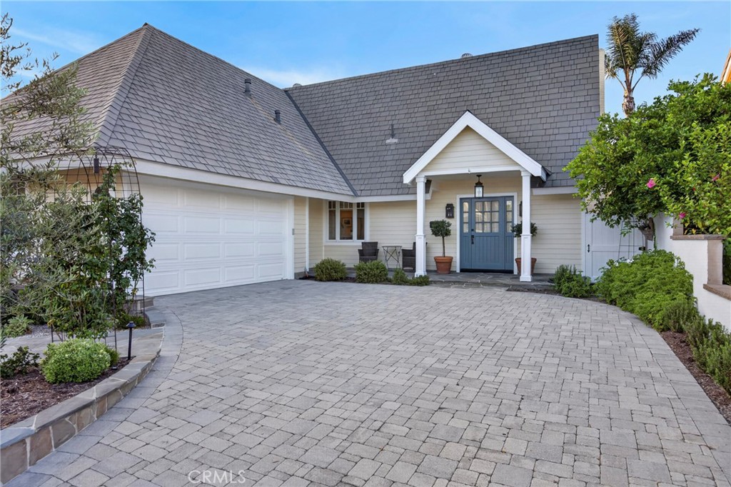 9601 Dumbreck Drive