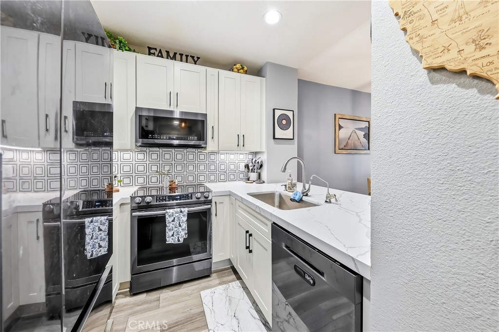 20191 Cape Coral Lane 3-114