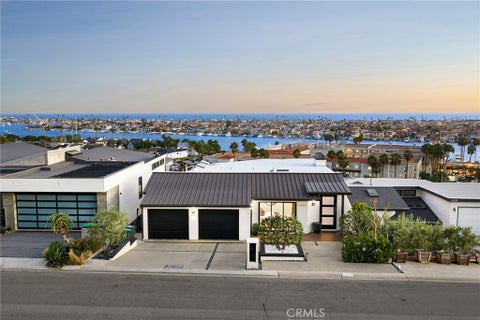 Photo of 1021 Kings Road, Newport Beach, CA 92663 (MLS # NP26196152)