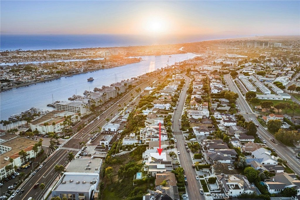 1021 Kings Road, Newport Beach CA 92663 - Photo 19