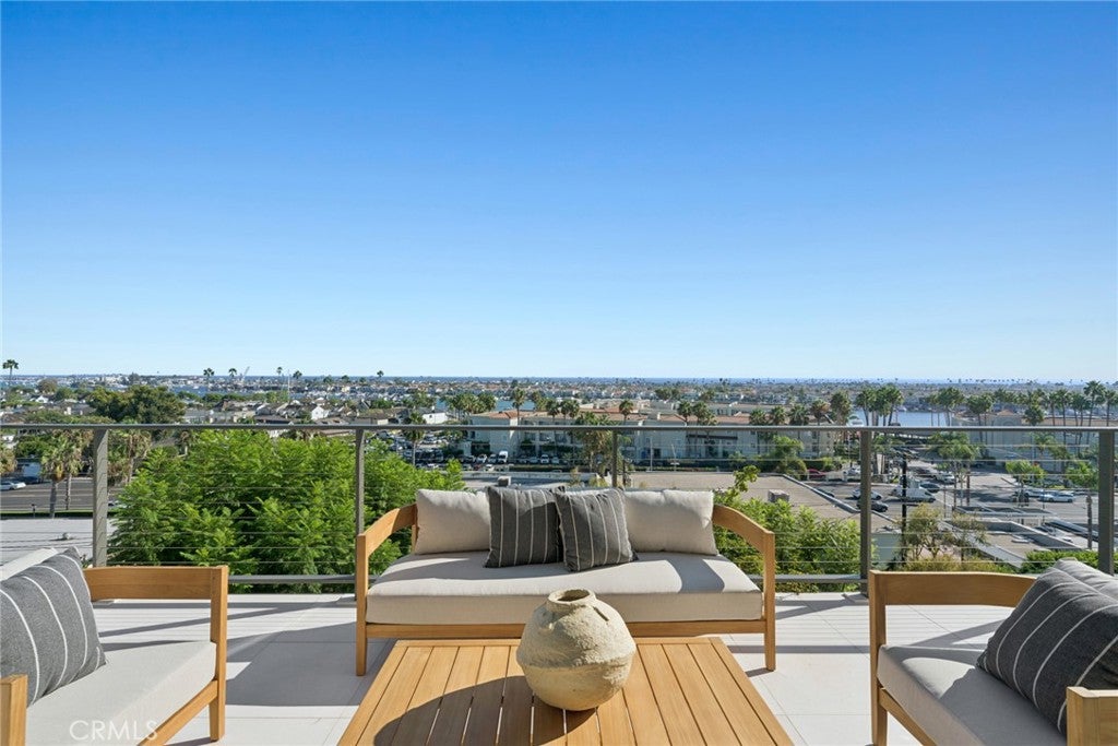 1021 Kings Road, Newport Beach CA 92663 - Photo 41
