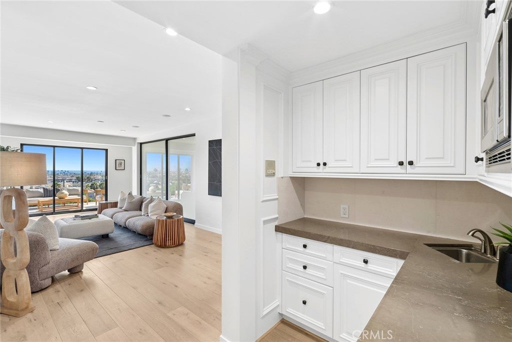 1021 Kings Road, Newport Beach CA 92663 - Photo 27
