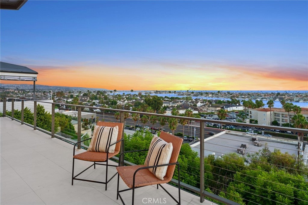 1021 Kings Road, Newport Beach CA 92663 - Photo 35