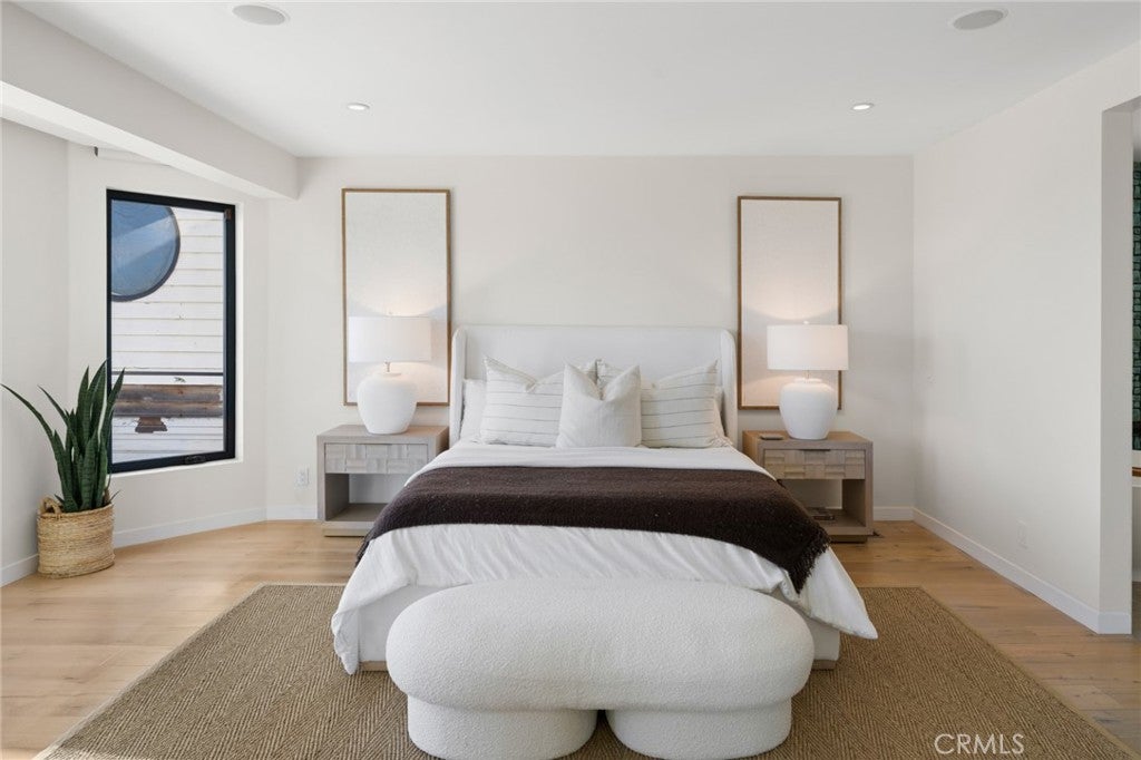 1021 Kings Road, Newport Beach CA 92663 - Photo 32
