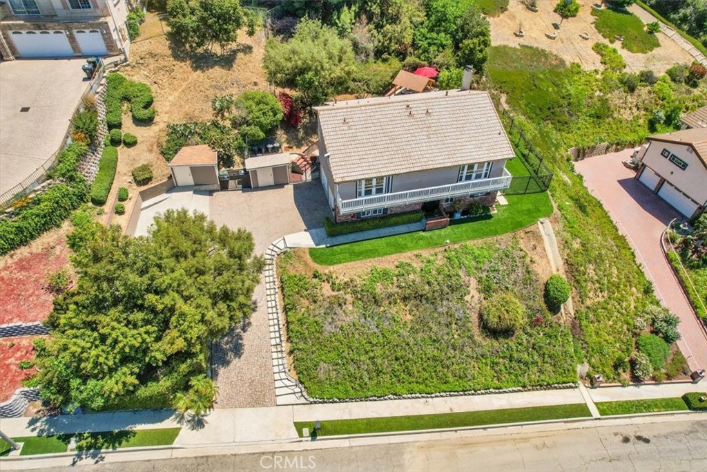 386 Olinda Drive