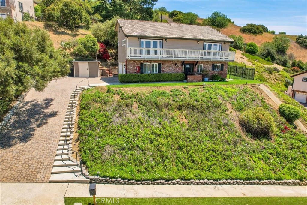 386 Olinda Drive