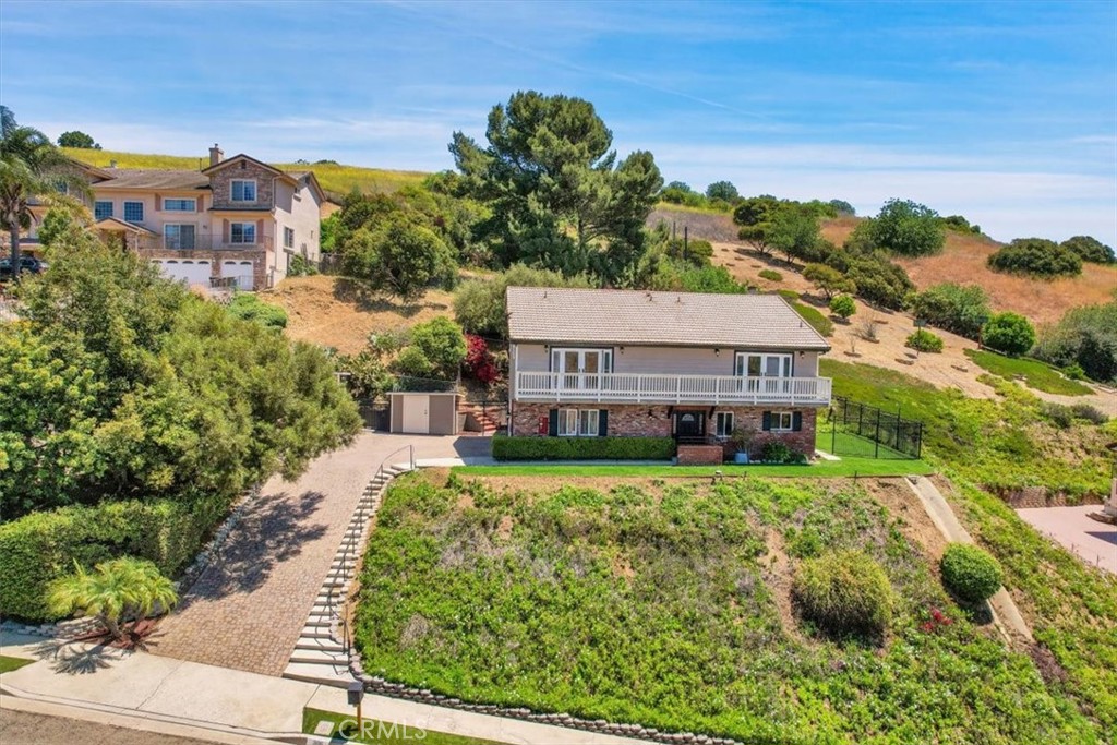 386 Olinda Drive