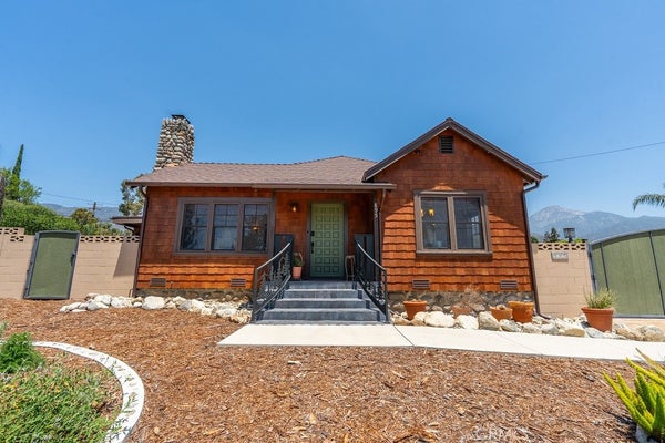 895 W 23RD ST, UPLAND, CA 91784 - Image b4af69eaff89b35767e8df62ef4c8f08/4036144048