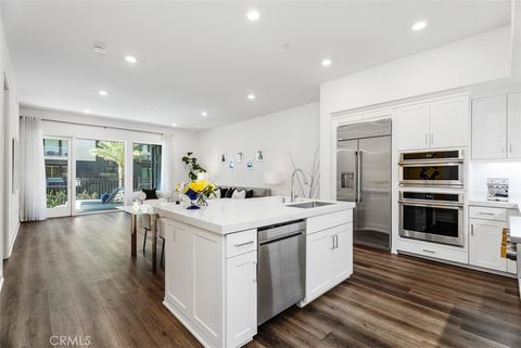 3305 Rivington Irvine CA 92612