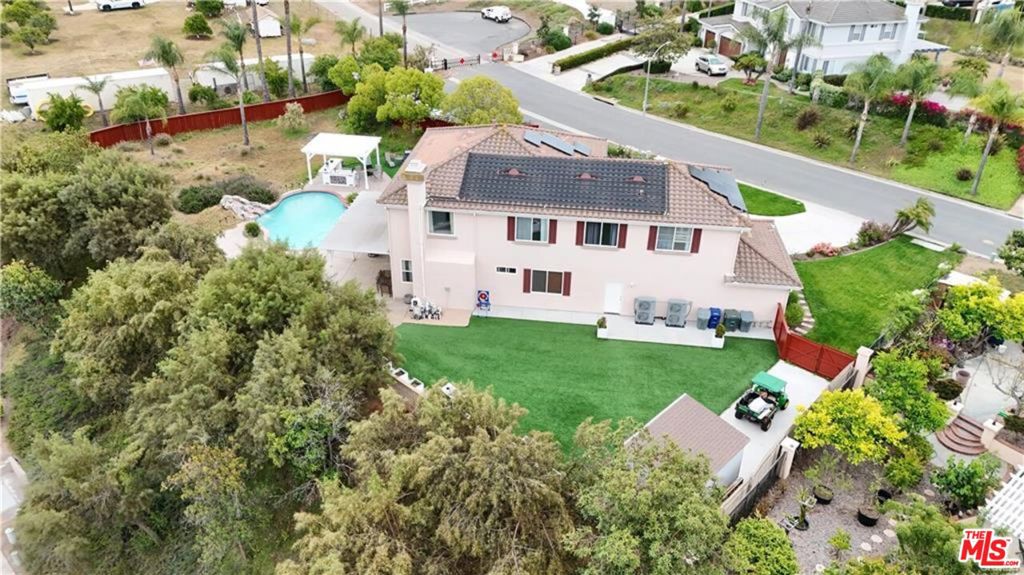 1732 Gamble Lane