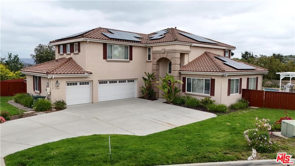 1732 Gamble Lane