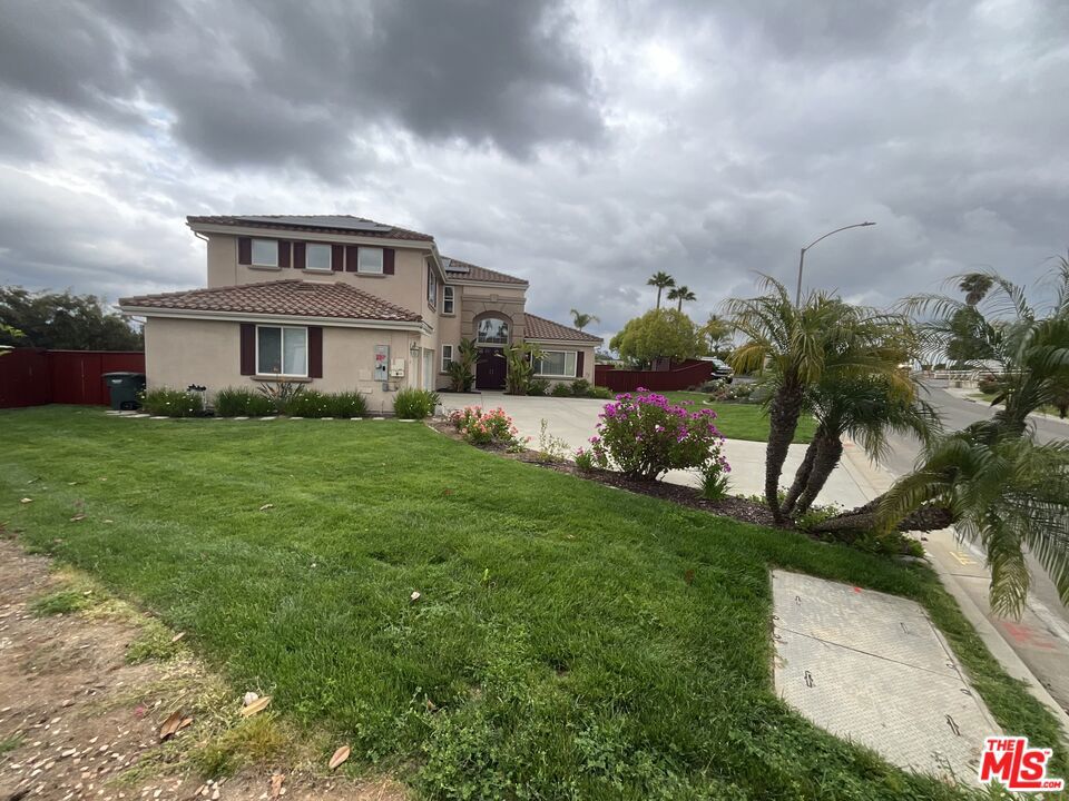 1732 Gamble Lane