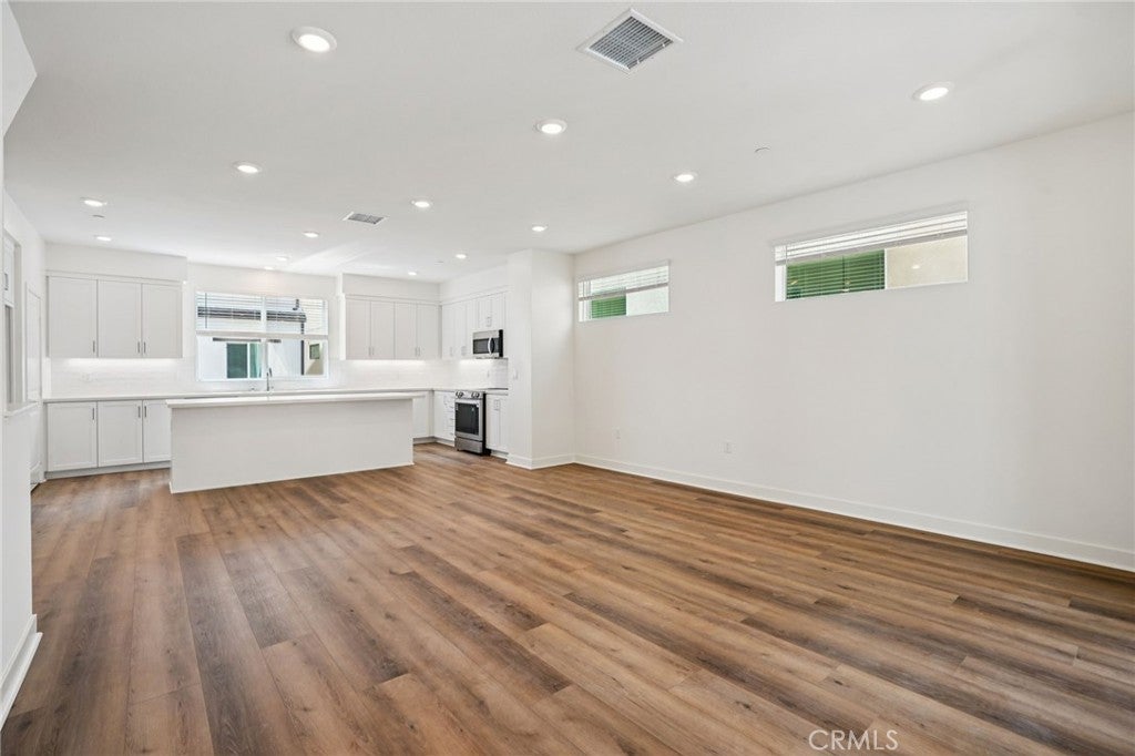 1687 Coral Sea Lane, San Pedro CA 90731