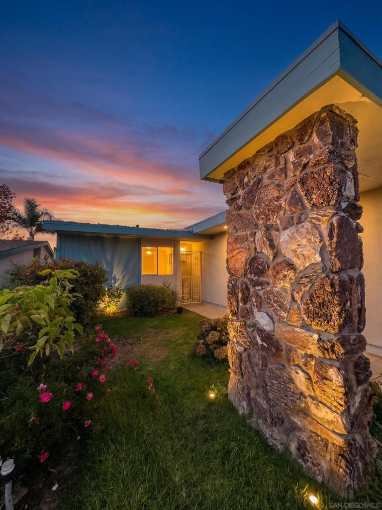 3902 N Vista Campana 9