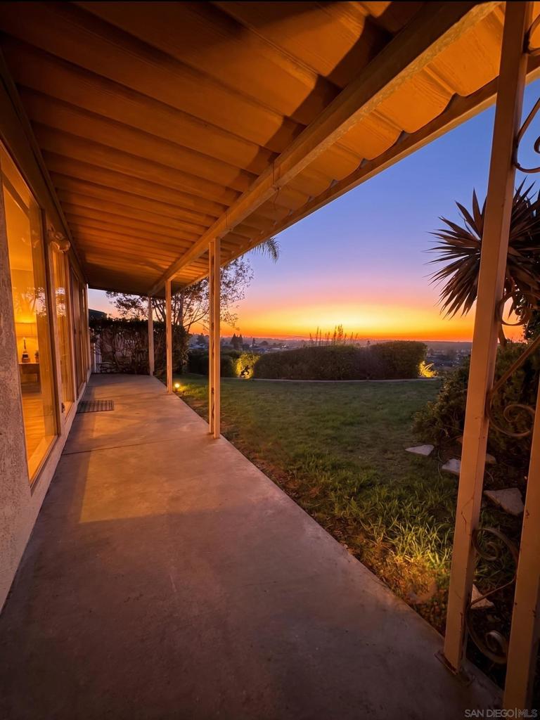 3902 N Vista Campana 9