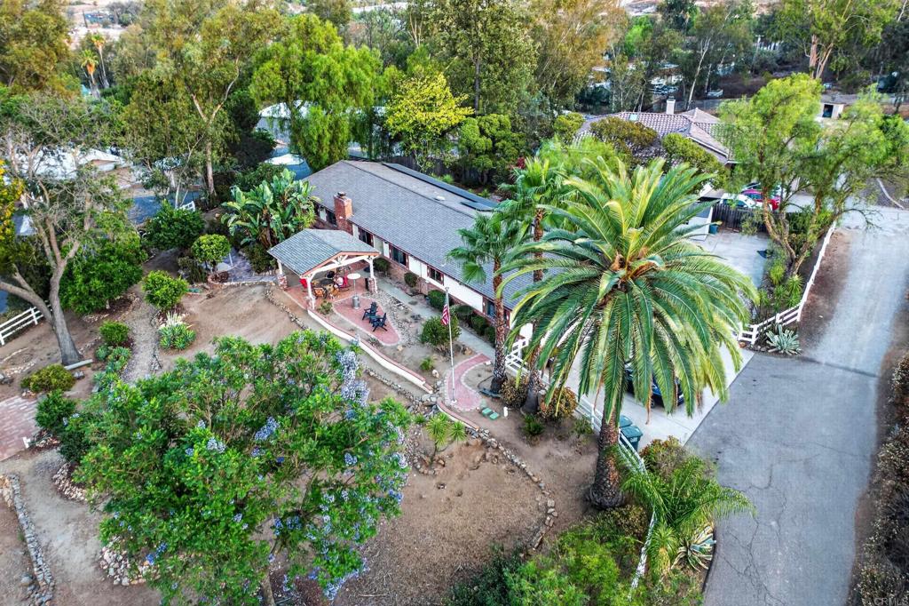 1238 Cedar Street
