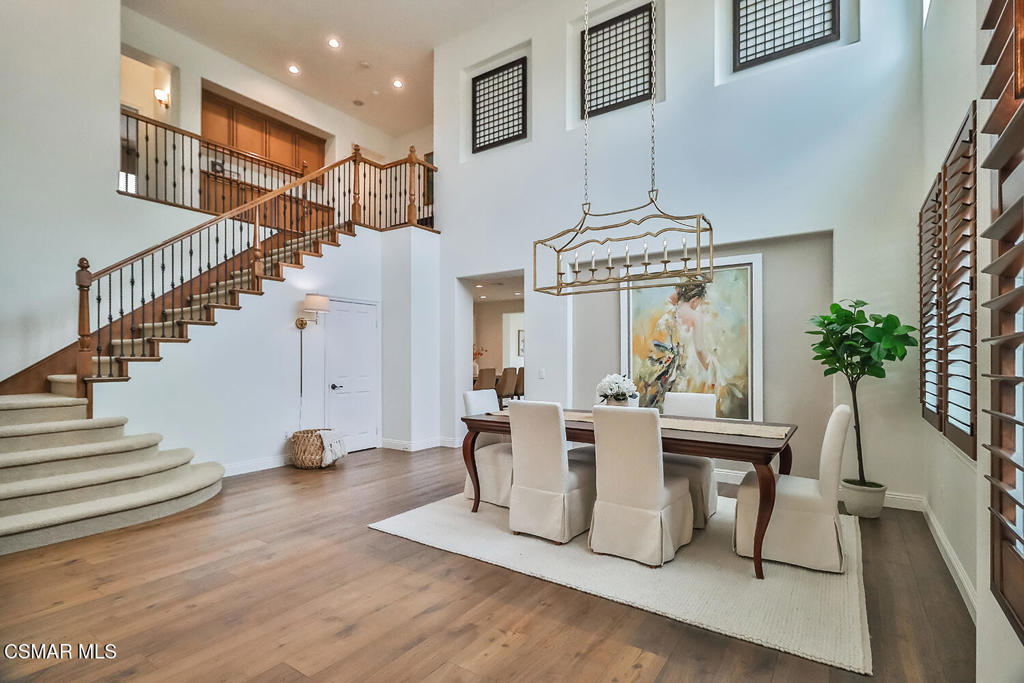 13808 Eaton Hollow Avenue