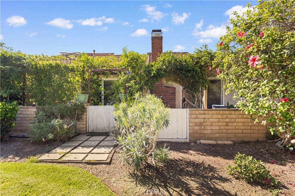 15 Eucalyptus, Irvine CA 92612 - Photo 27