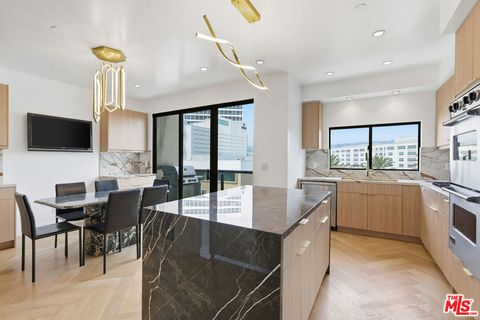 Photo of 121 S Canon Drive #PH 401, Beverly Hills, CA 90212 (MLS # 25618845)