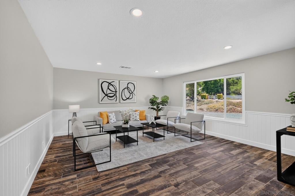 16604 swartz canyon rd