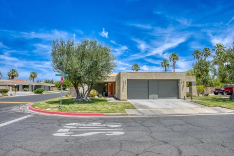 MLS: 219148824DA