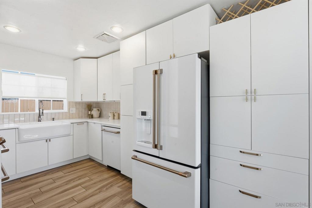Linda Vista - Residential