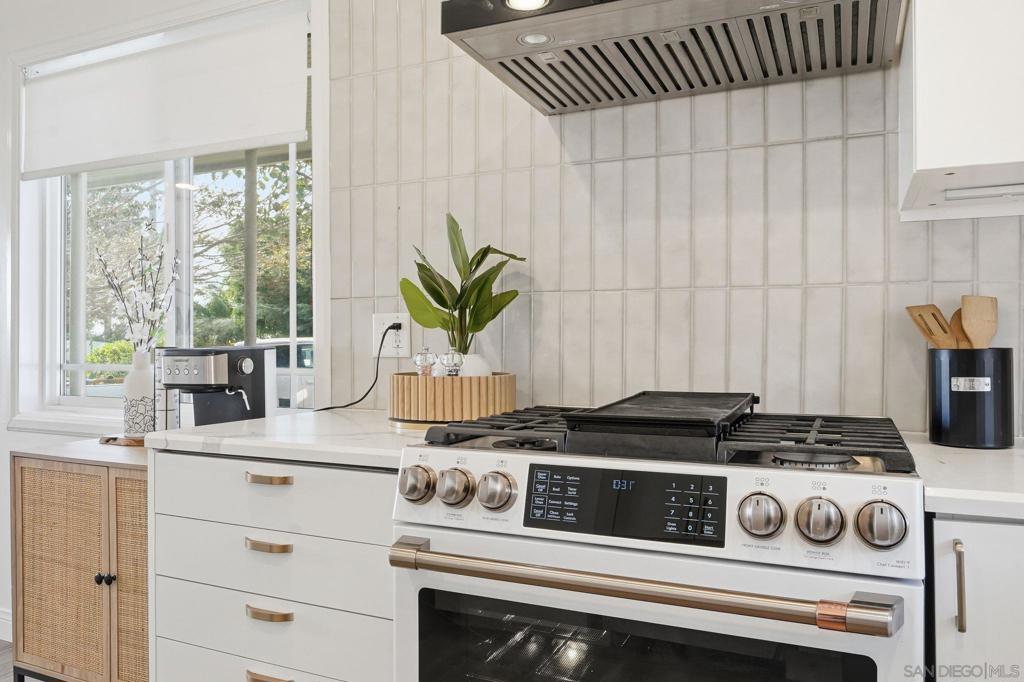 Linda Vista - Residential
