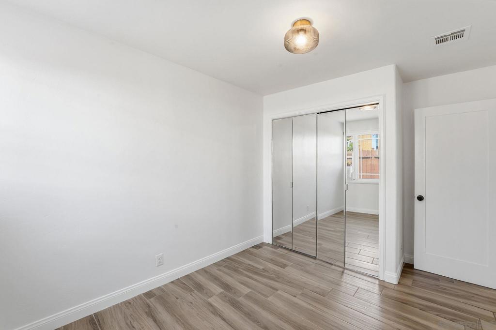 Linda Vista - Residential