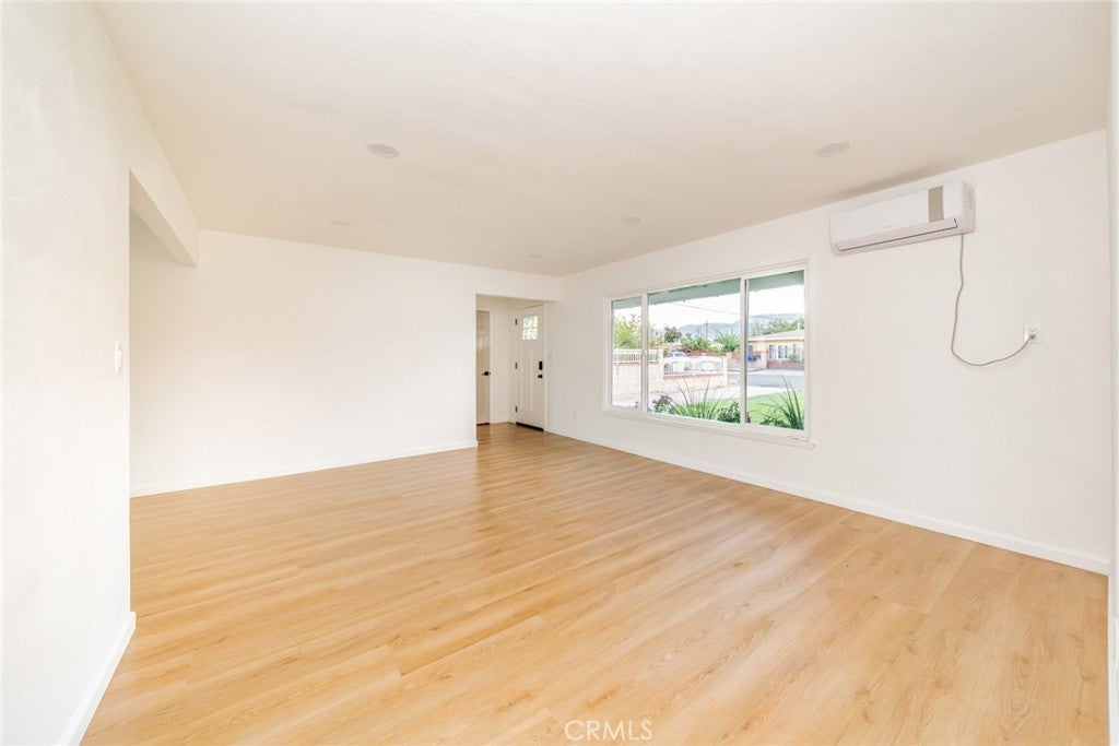 25513 Byron