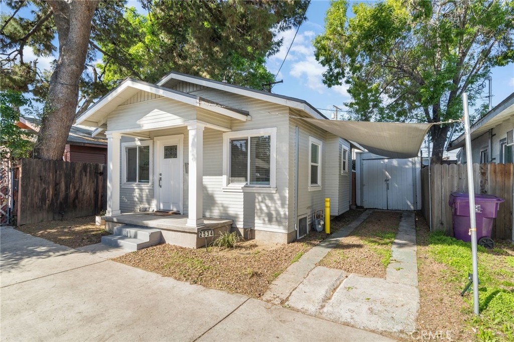 2534 East 14th Street
