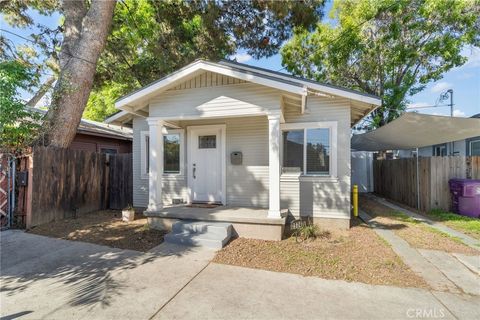 2534 East 14th Street Long Beach CA 90804