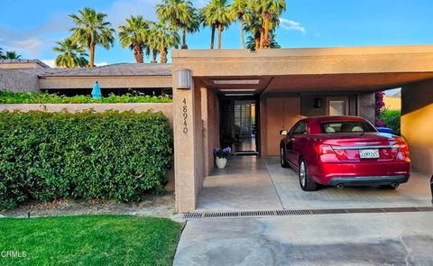 Photo of 48940 Phlox Place, Palm Desert, CA 92260 (MLS # P1-21957)