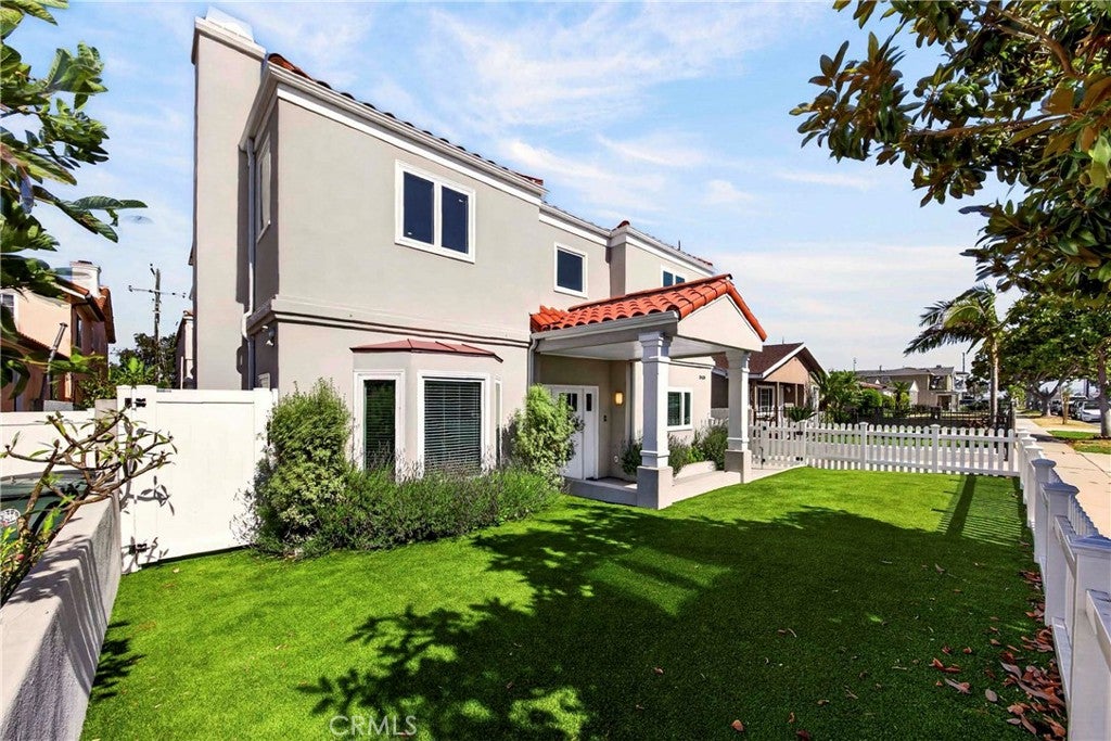 18438 Amie Avenue, Torrance CA 90504