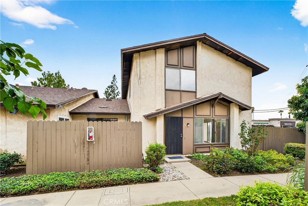 Welcome to 10484 Calico Ct, Montclair!
Step into this beautifully updated townhome featuring fresh interior paint and brand-new flooring throughout. The inviting layout includes a spacious living area that opens to a cozy dining space, complete with sliding glass doors leading to a charming private backyard, perfect for relaxing or entertaining, ready to make it your own.
The kitchen offers convenient access to the in-unit washer and dryer, making daily living effortless. All bedrooms are located upstairs for privacy, including a comfortable primary suite with its own private bathroom.
This well-maintained community offers a peaceful atmosphere with lush surroundings and is conveniently located near shopping, dining, and freeway access. The home includes two assigned parking spaces — one covered and one uncovered, for your comfort and convenience.
Move-in ready and full of charm, this Montclair townhome is the perfect place to call home